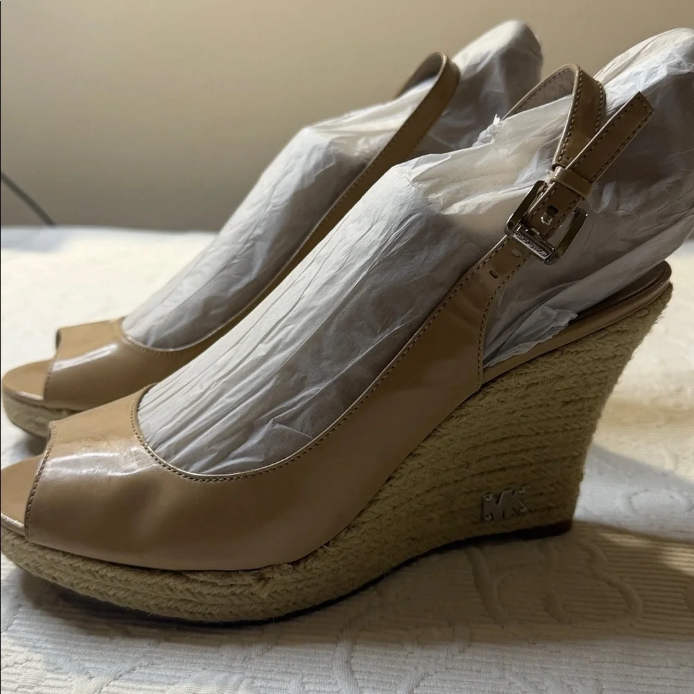 MICHAEL Michael Kors Beige Wedge Espadrille Sandals. 8.5 Sling back.